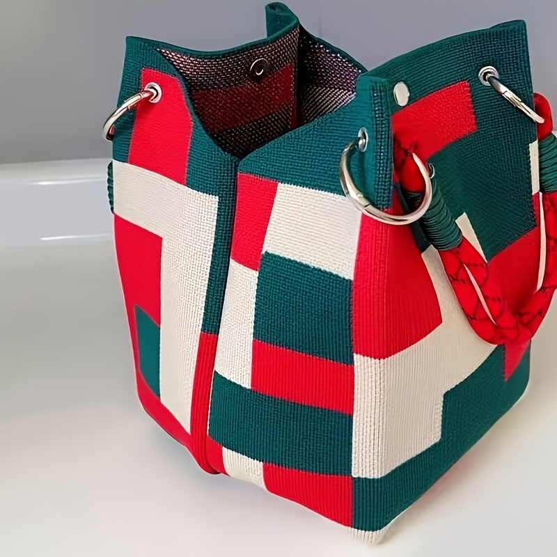 Retro two-tone tote: large cap - огляд і ціна Console Retro Gaming Portable