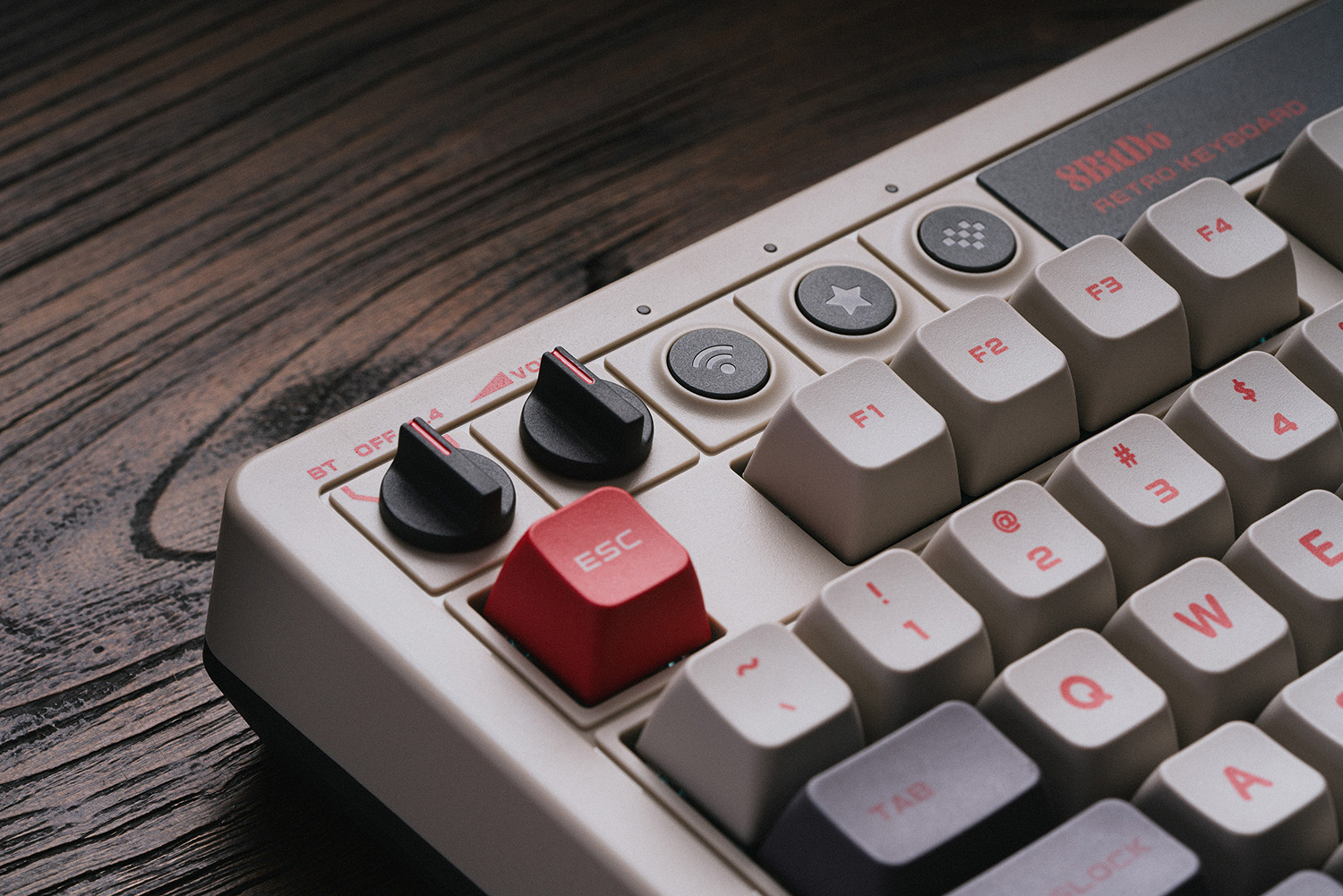 8Bitdo Retro Mechanical Keyboa - огляд і ціна Retro Gaming Windows